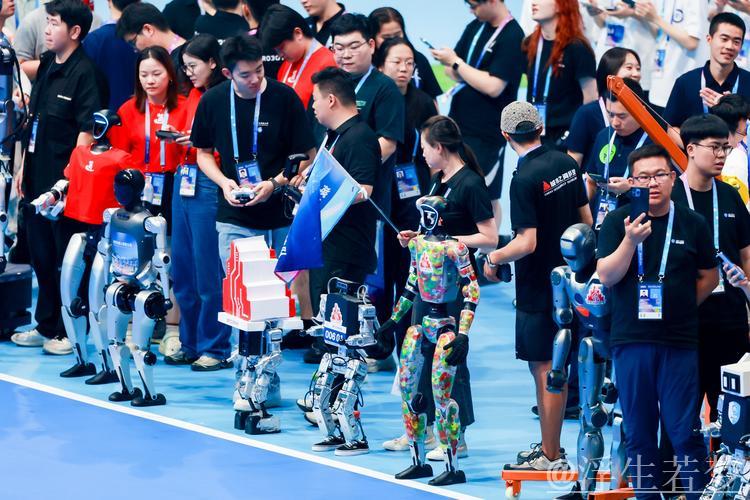 首届世界人形机器人运动会圆满结束:国内十大候选脱颖而出 首届世界人形机器人运动会圆满结束:国内十大候选脱颖而出