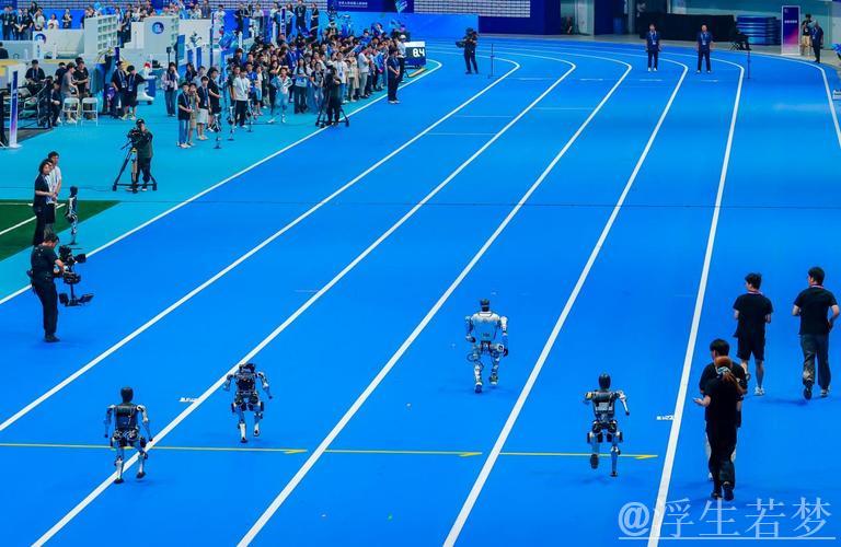首届世界人形机器人运动会圆满结束:国内十大候选脱颖而出 首届世界人形机器人运动会圆满结束:国内十大候选脱颖而出